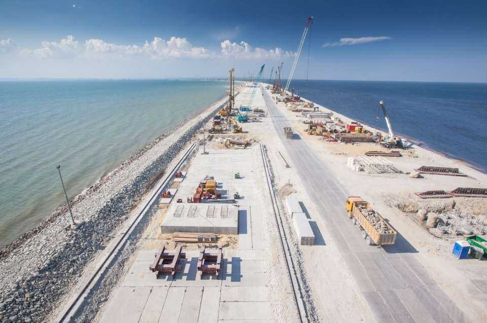 Most drogowo-kolejowy ma połączyć Półwysep Krymski z rosyjskim Półwyspem Tamańskim Źródło: Centrum Informacyjne 'Most Krymski'