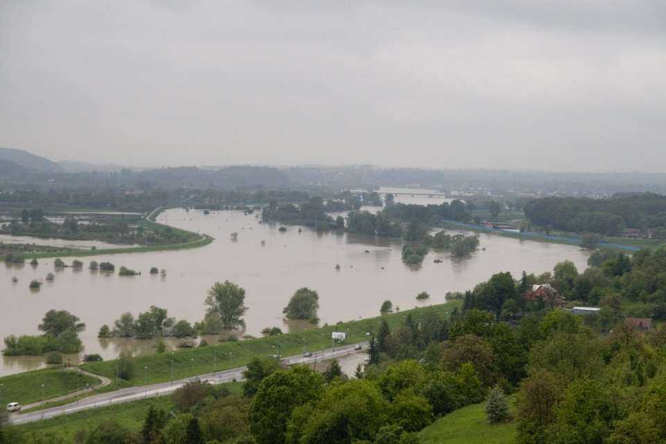 widok na Wisłę z zamku w Przegorzałach