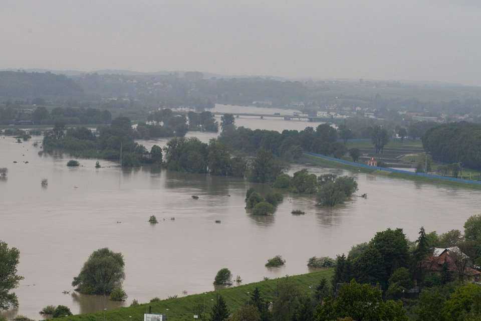 widok na Wisłę z zamku w Przegorzałach