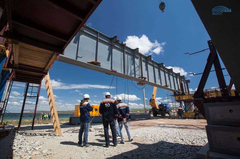 Przeprawa drogowo-kolejowa na Krym. Źródło: КРЫМСКИЙ МОСТ