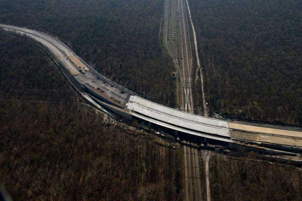 Budowa DTŚ - wiadukt kolejowy. Fot. Krzysztof Krzemiński / DTŚ S.A.
